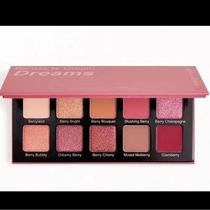 ❌SOLD❌ NIB Violet Voss Berries n Cream Dream Palette
